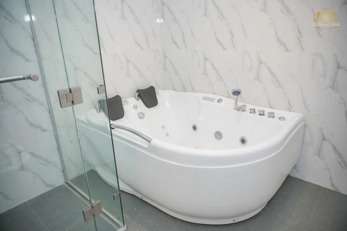 Suite 1 - Gallery Image